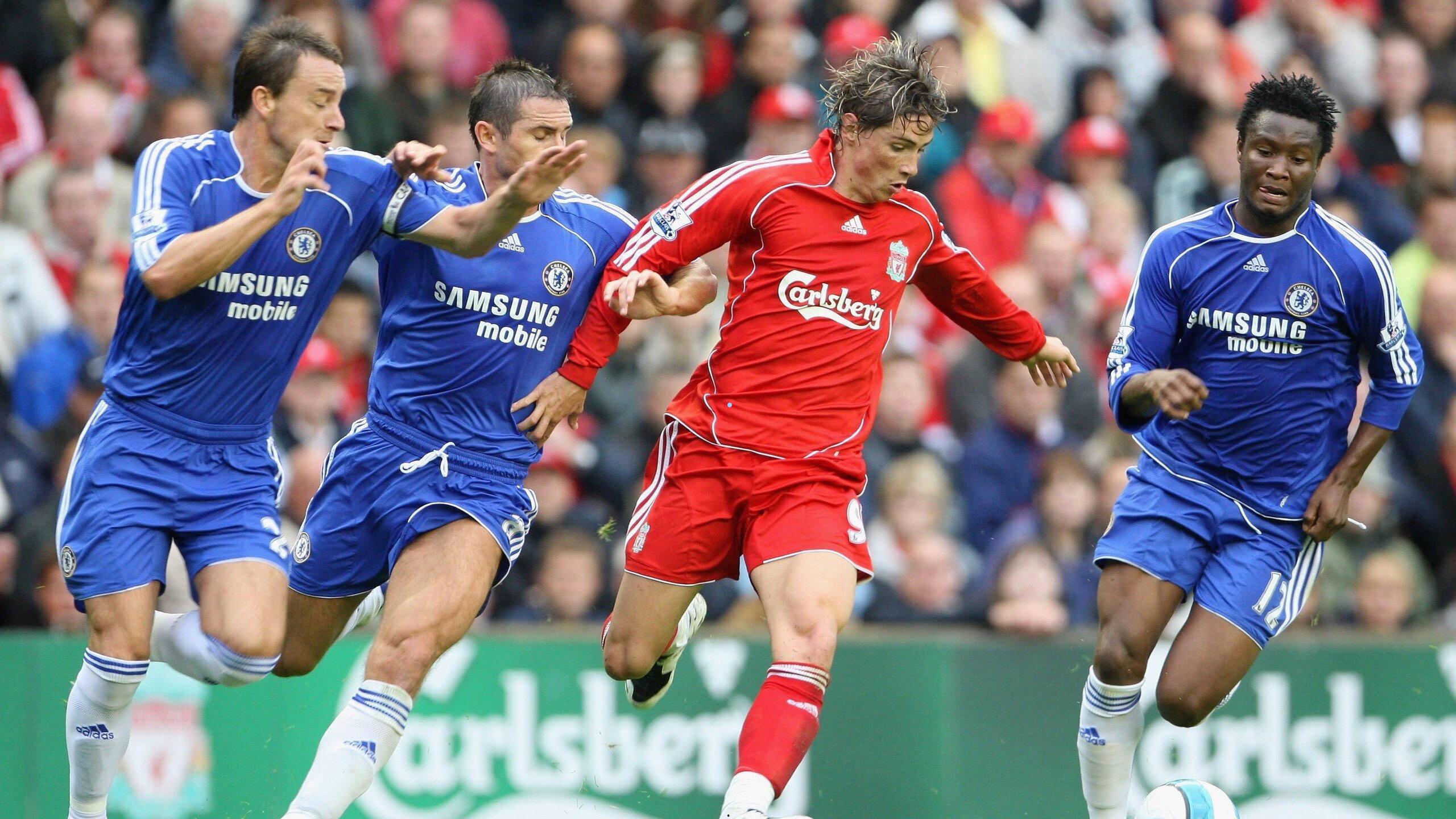 阿丰索-莫雷拉，40万身价闪耀里昂，葡萄牙边锋铸就地表最强传奇