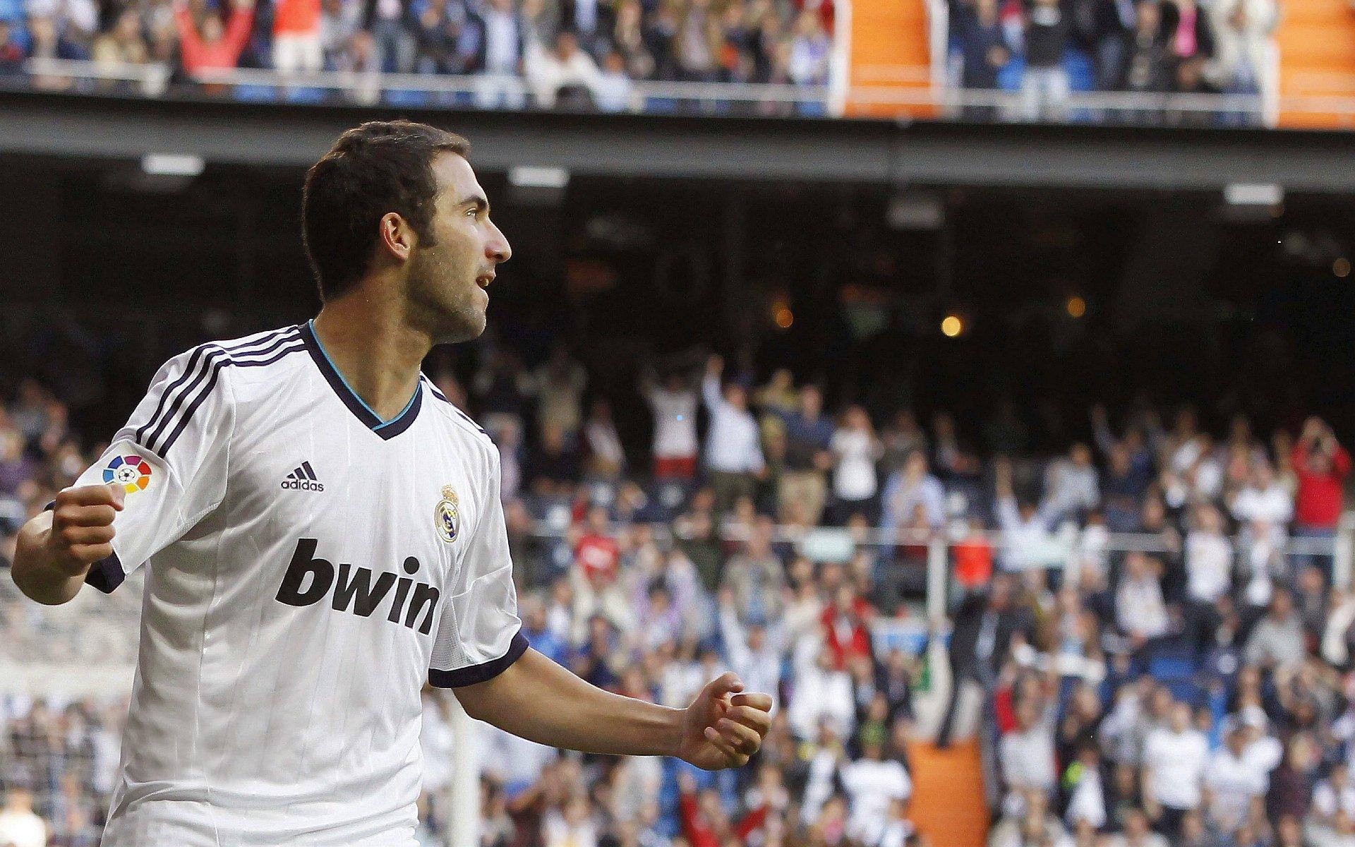 【 爱游戏体育】爱神坦言与阿莫林战术体系存差异 弗兰克在热刺承受压力攀升